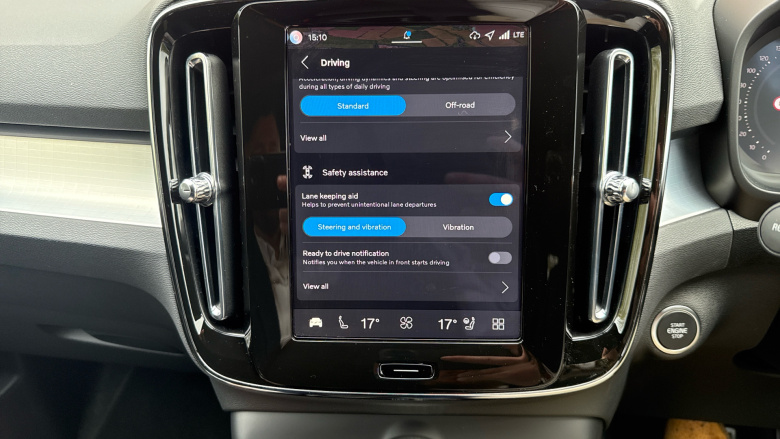 Volvo XC40 2.0 B3P Plus Black Edition 5dr Auto Petrol Estate